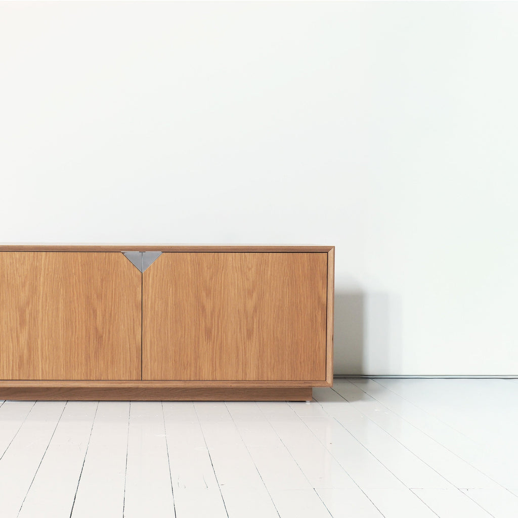 How to Use Plywood Furniture to Add Warmth to Modern Interiors
