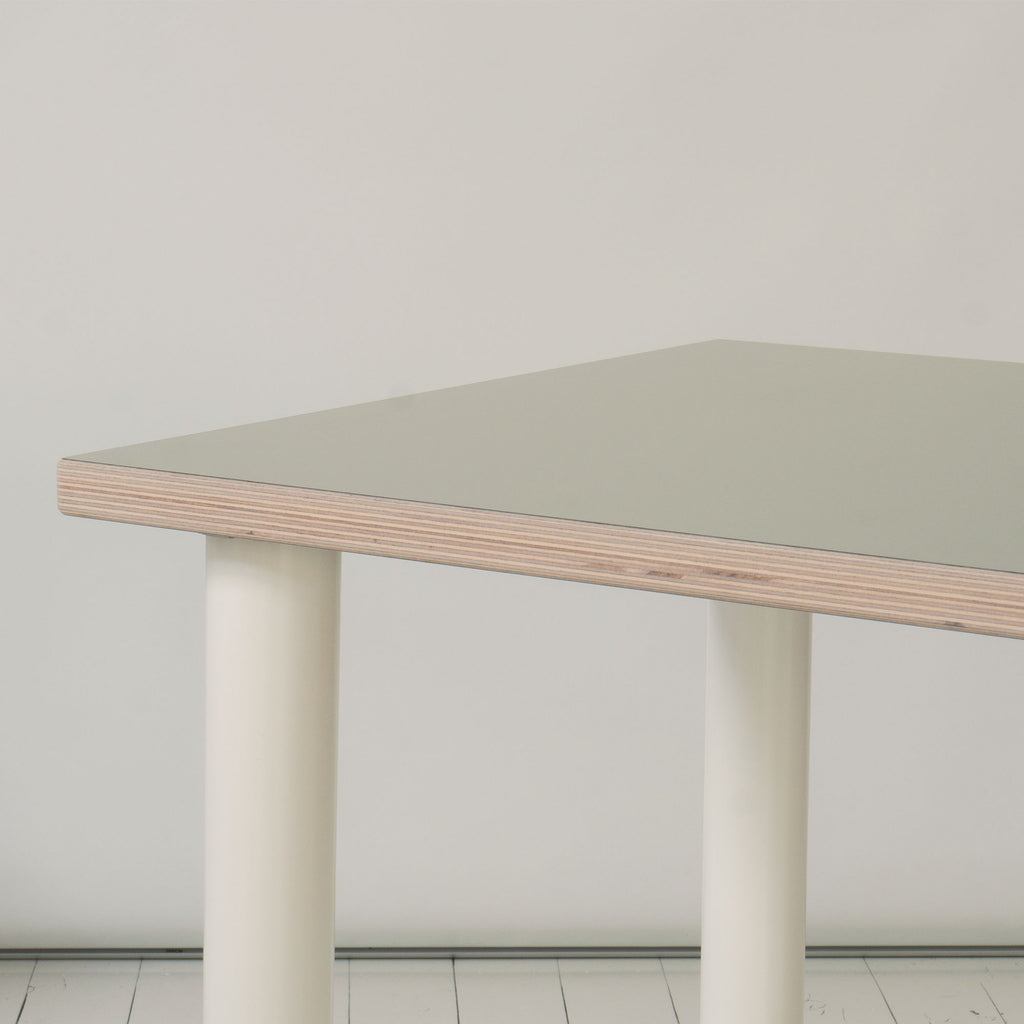 Plywood Desk with 4 Steel Table Legs